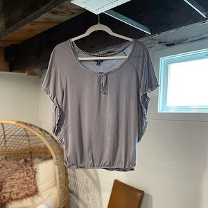 American Eagle Flowy short sleeve shirt